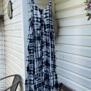 Strap shoulder Tie-Dye Maxi Dress with Buttons Size M